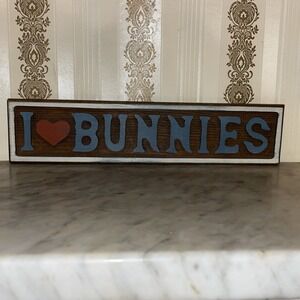 Handmade Wooden Painted Rustic Farmhouse Pet‎ Plaque Sign I Heart Love Bunnies